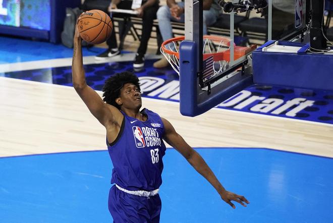 选择在中场 选择在中场